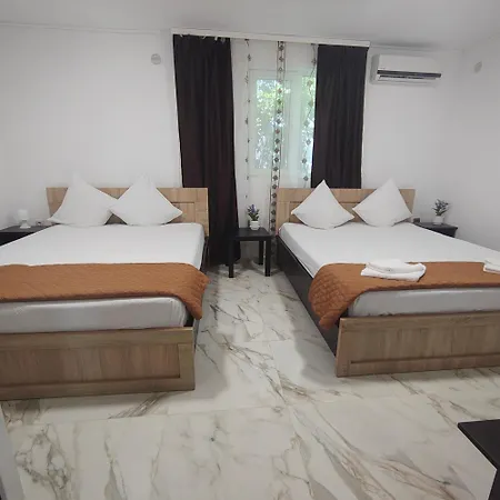 Gasthuis Casa Aura 3*
